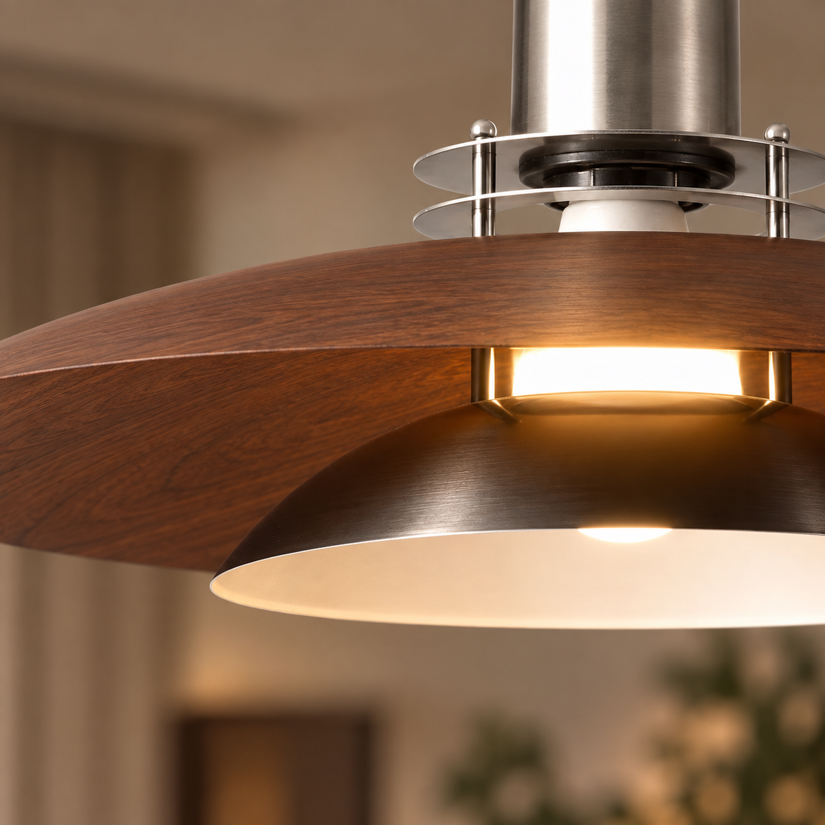UFO-hanglamp van ijzer met driekleurige dimfunctie