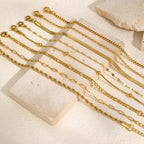 Dunne Herringbone Armband - Goudkleurig RVS