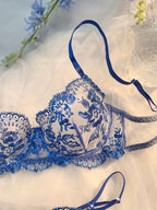 Vrouwelijke Lingerieset met Bloemenprint en Kant – Semi-doorschijnend