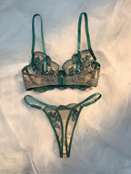 Vrouwelijke Lingerieset met Bloemenprint en Kant – Semi-doorschijnend