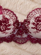 ELEGANT Embroidered Lingerieset met Mesh String – Semi-doorschijnend