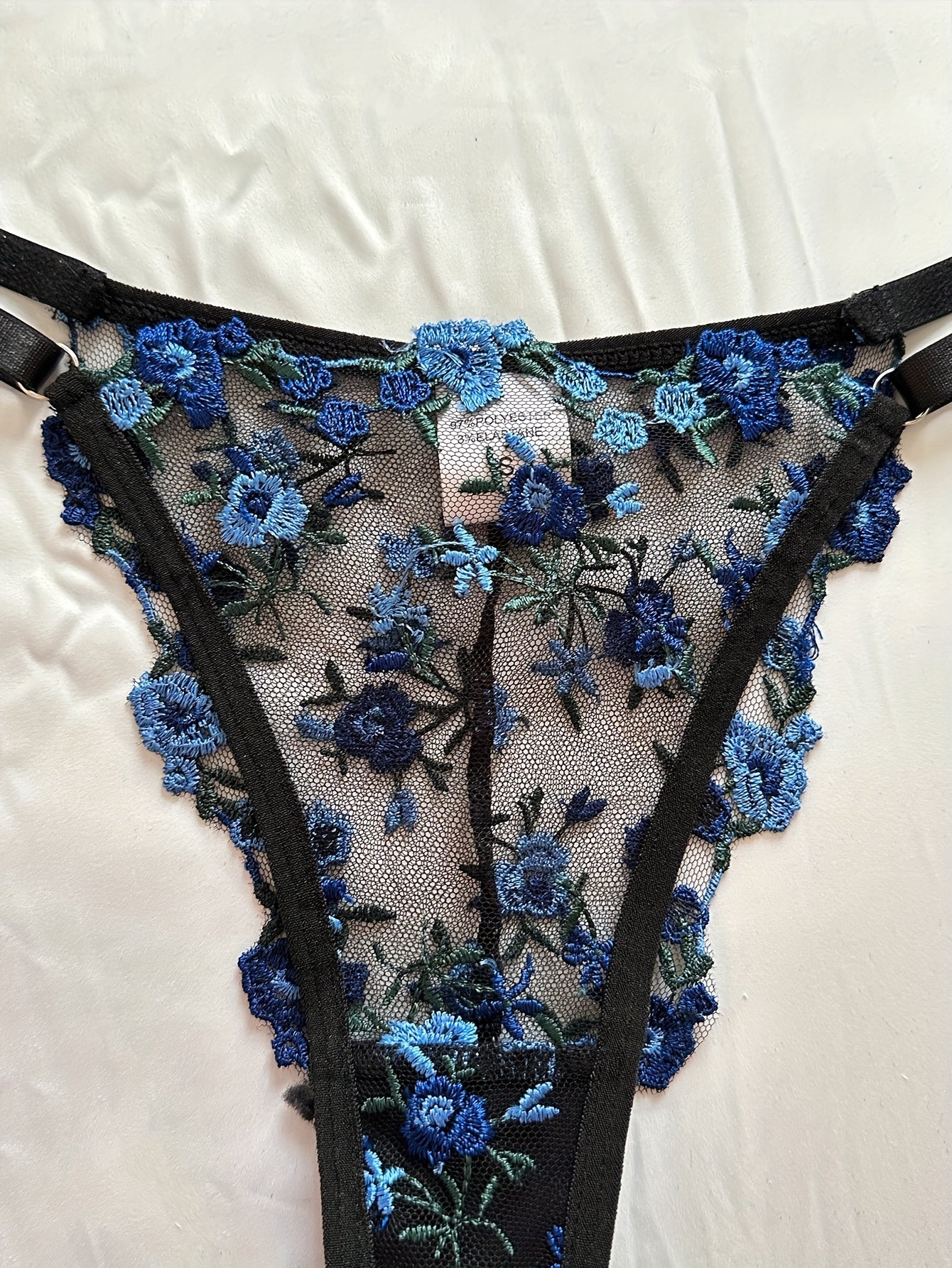 Valentijn Limited Edition — Blauwe bloemenkant beha & high-waist slip, semi-transparant met verstelbare strikjes